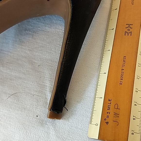 Levity Annik open toe pump - Picture 3 of 8